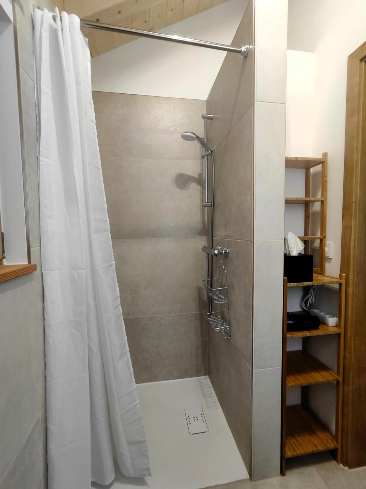 Chalet Vronichalets - Tiny Mit Sauna Neukirchen (Lower Bavaria)