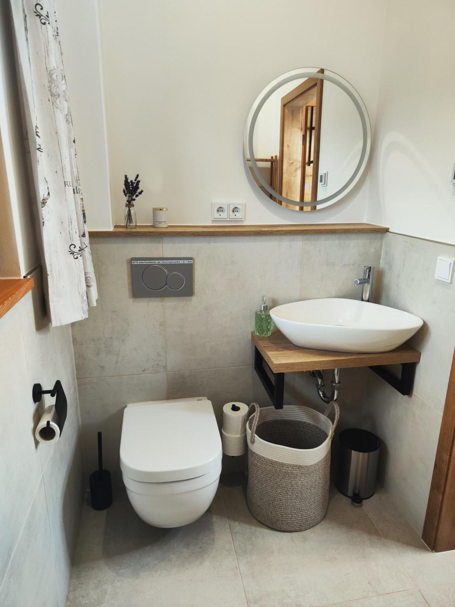 Vronichalets - Tiny Mit Sauna Neukirchen (Lower Bavaria)